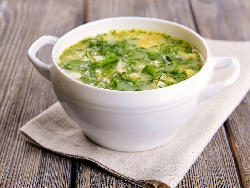 Супа с лапад или киселец, картофи, заквасена сметана и извара - снимка на рецептата